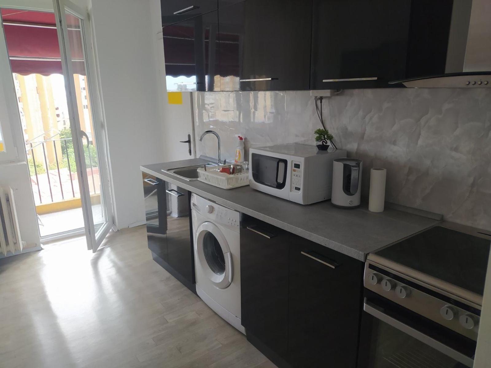Homestay With Great View Shared Bathroom No Parking Skopje