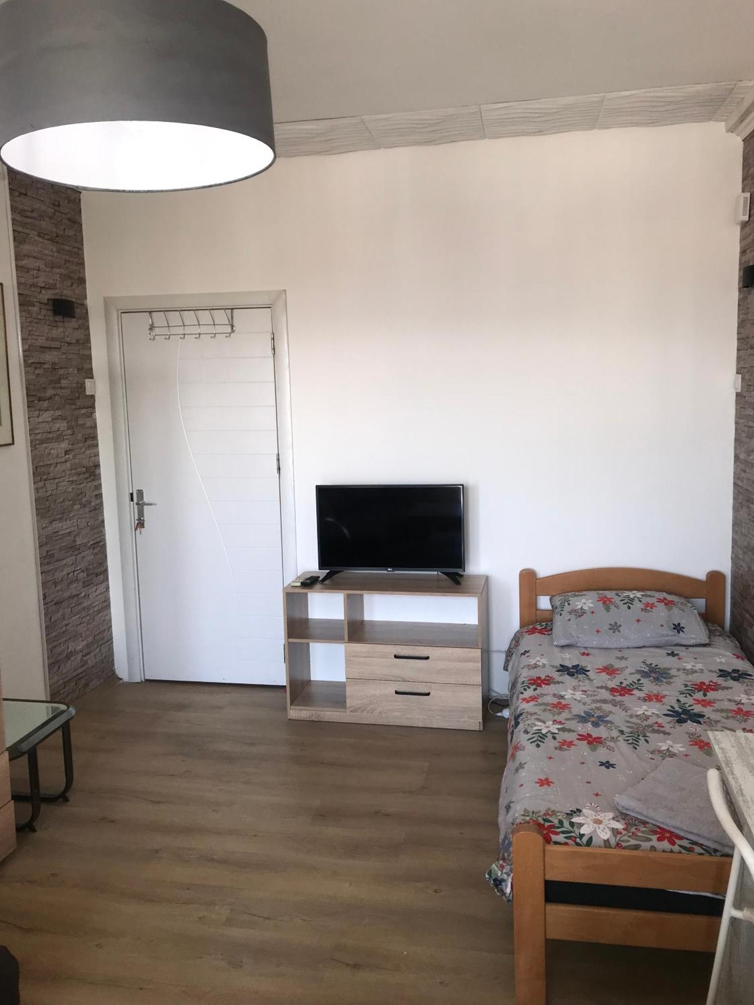Homestay With Great View Shared Bathroom No Parking