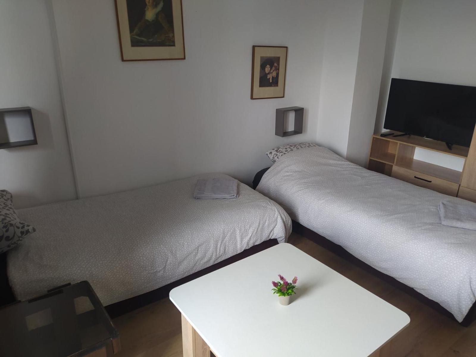 Homestay With Great View Shared Bathroom No Parking Skopje