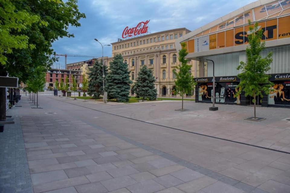 Homestay With Great View Shared Bathroom No Parking Skopje